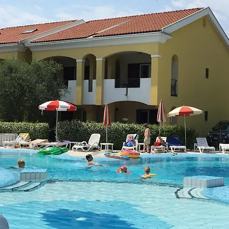 Fuer 10 Personen Ca 100 Qm In Bibione, Adriakueste Italien Und Umgebung